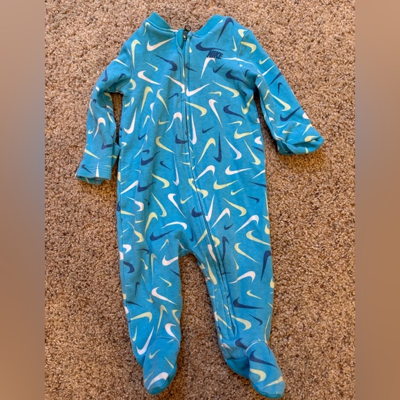 Baby Boys Nike Swooshfetti Sleep & Play Coverall - Picture 2 of 6